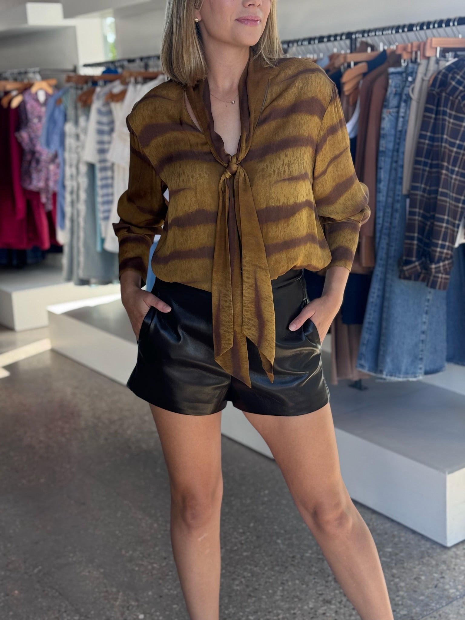 THE SILK OVERSIZED TIGER TIE SHIRT - Amor Lafayette