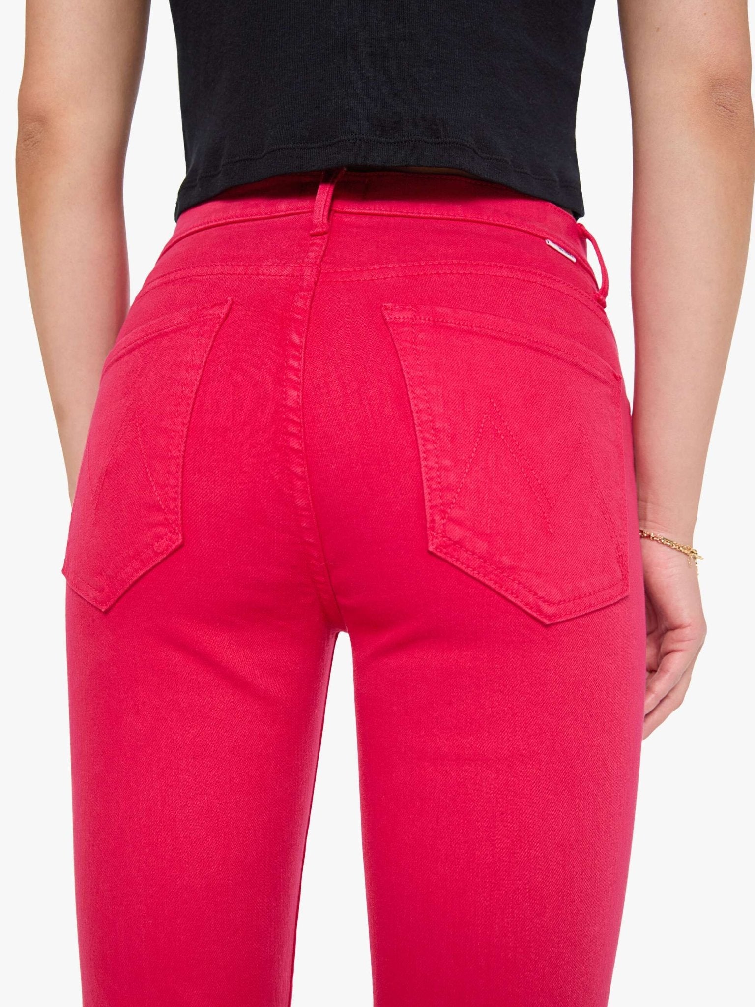 THE WEEKENDER-Virtual Pink - Amor Lafayette
