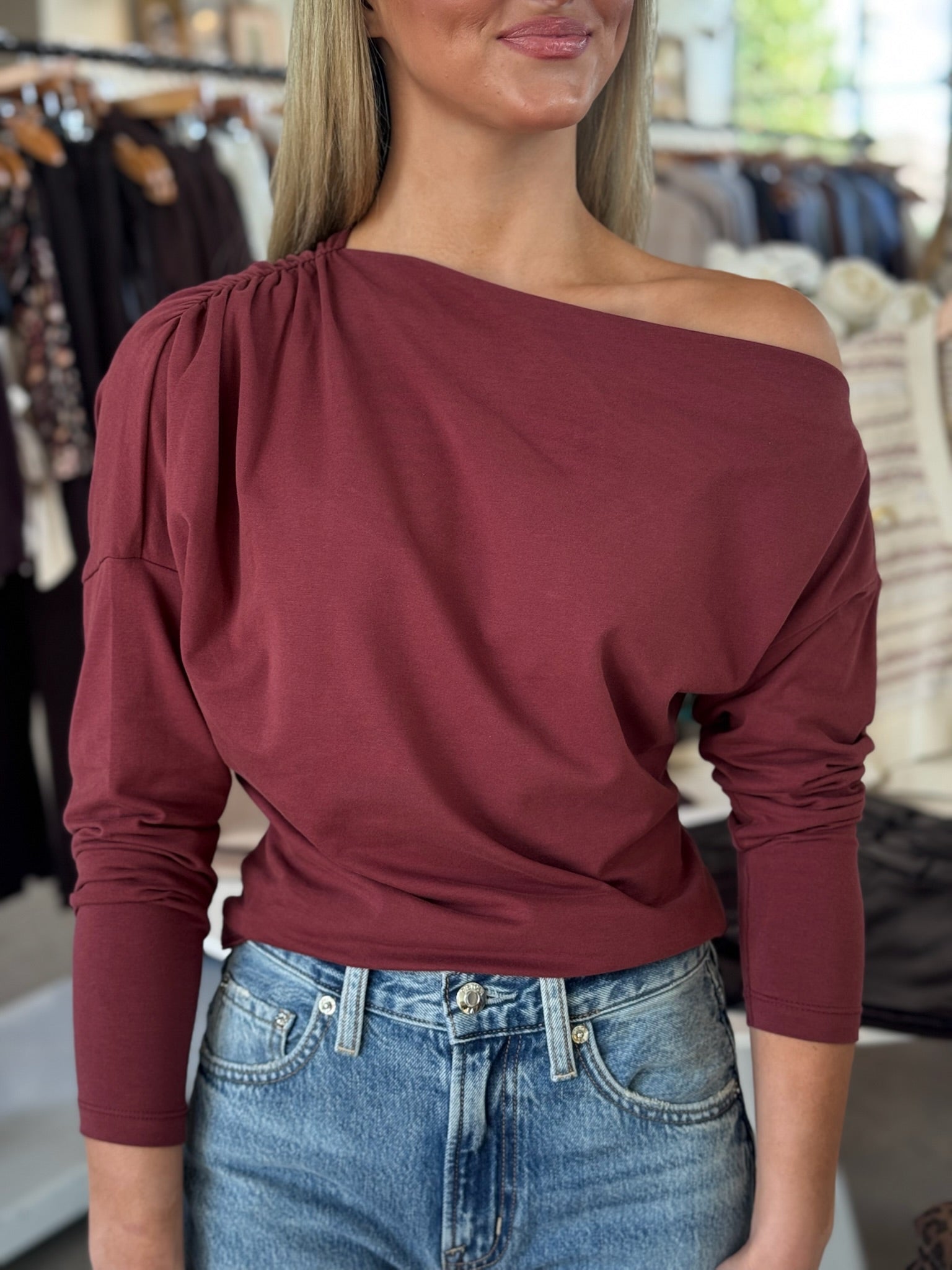 Truffle Pietra Off Shoulder Top - Amor Lafayette