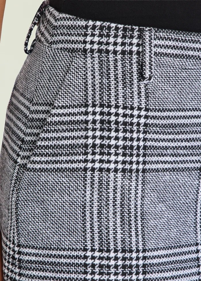 Valkiria Skort in Glen Check - Amor Lafayette