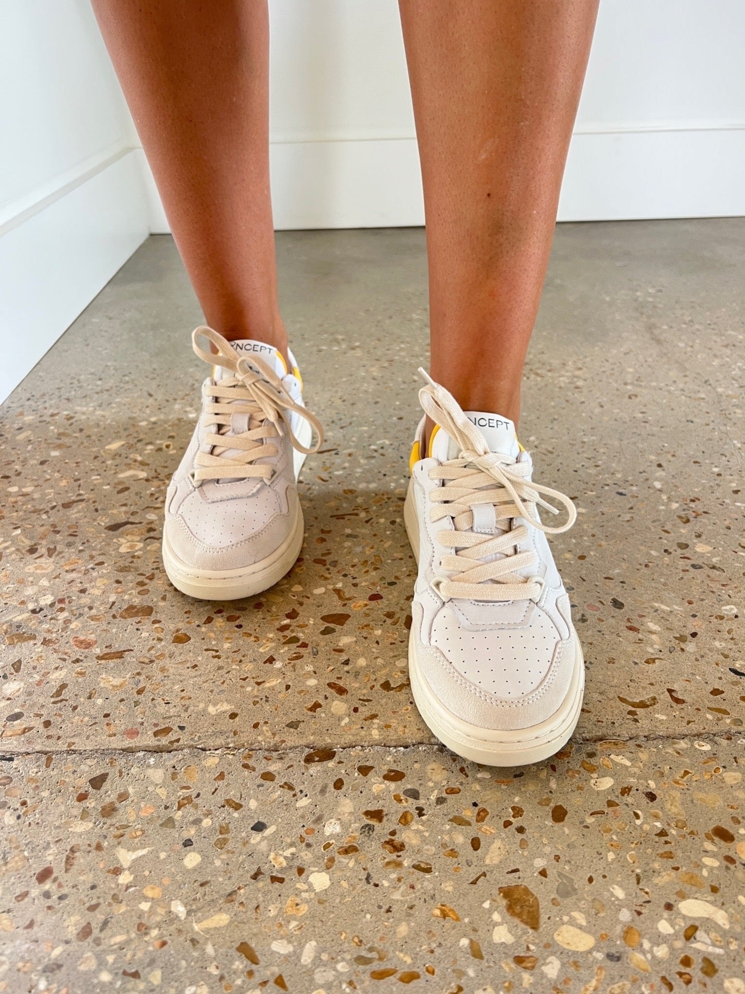 White Cloud Phoenix Sneaker - Amor Lafayette