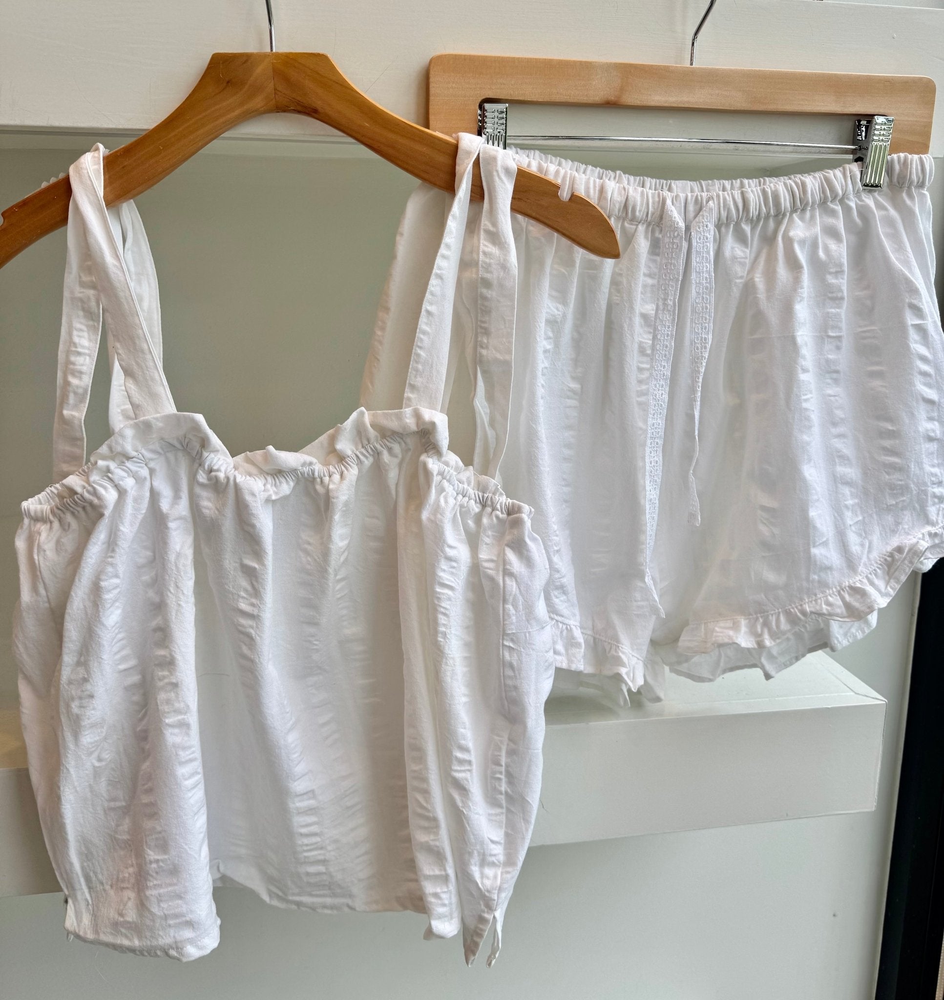 White Cotton Top and Bottom Sleep Set - Amor Lafayette