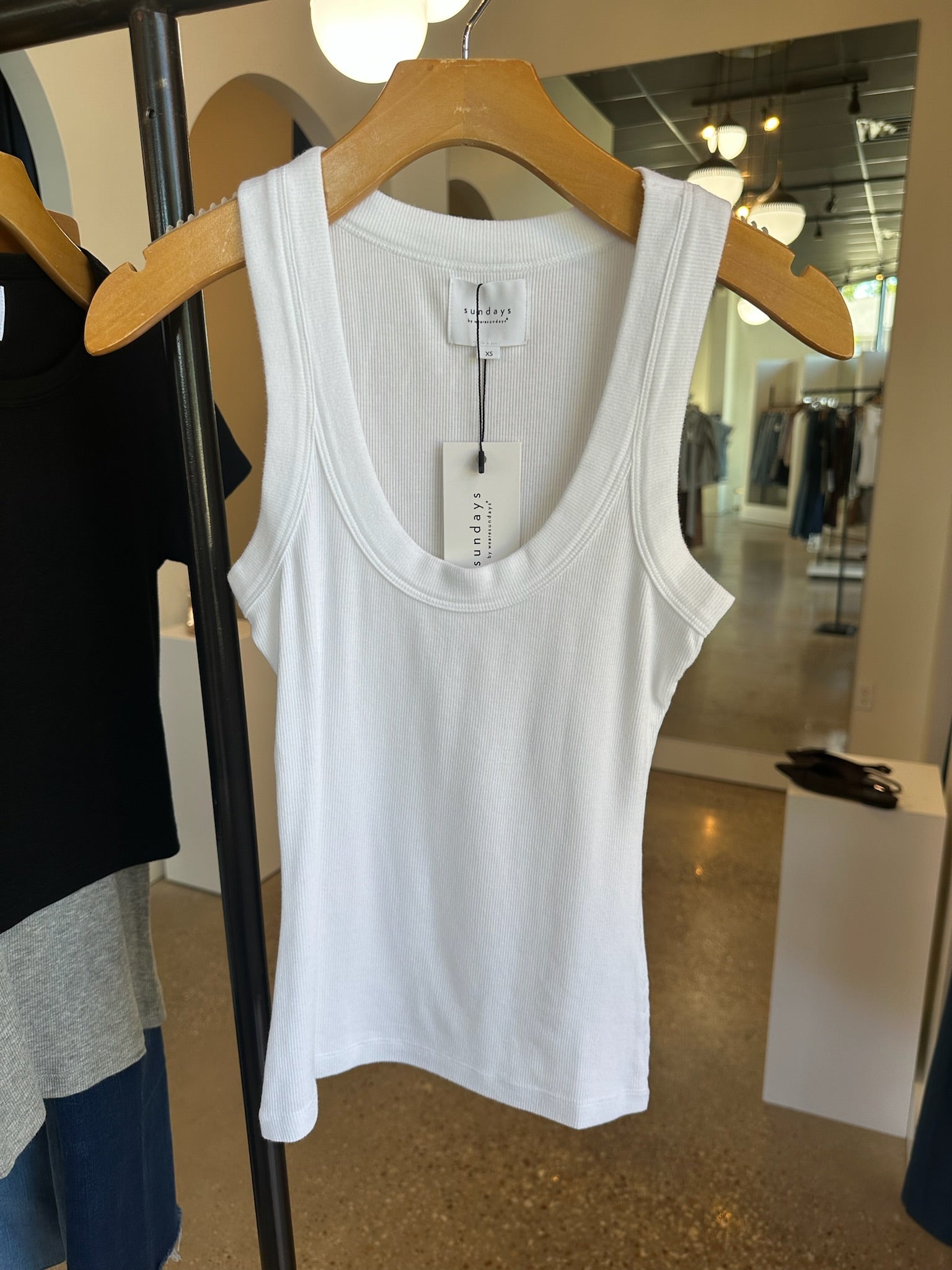 White Danny Tank - Amor Lafayette