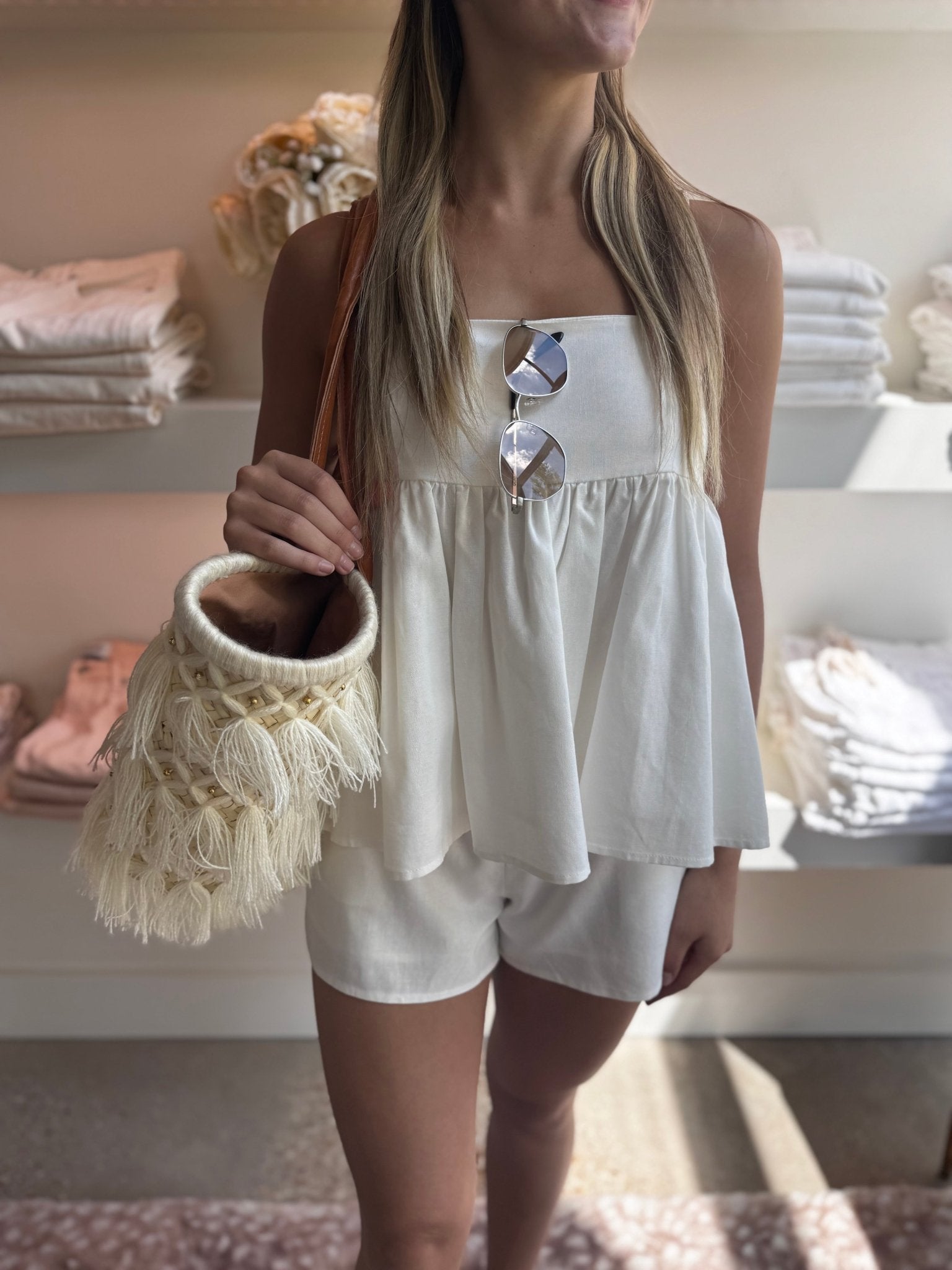 White Isla Linen Blend Easy Wear Shorts - Amor Lafayette