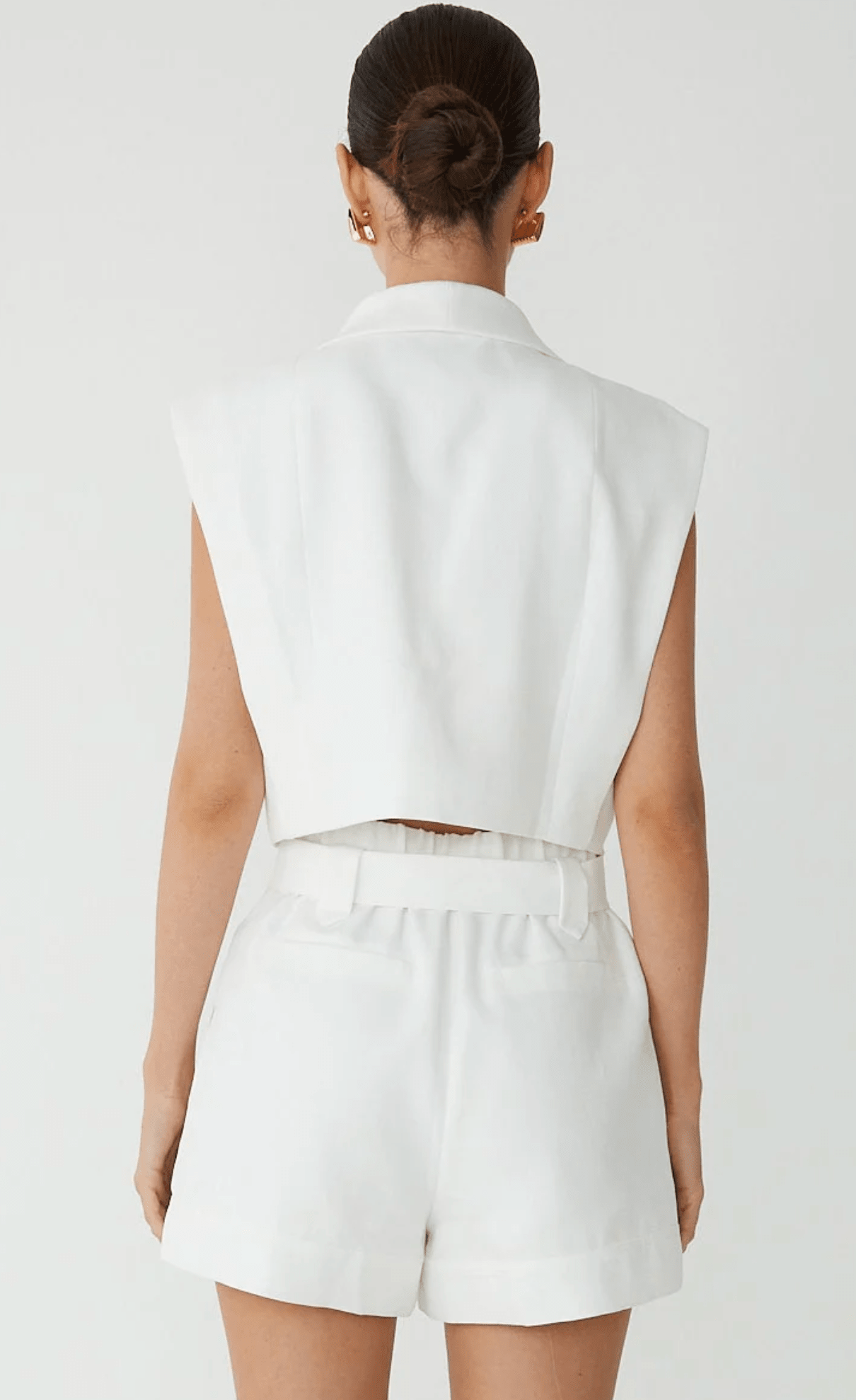 White Lourdes Vest - Amor Lafayette