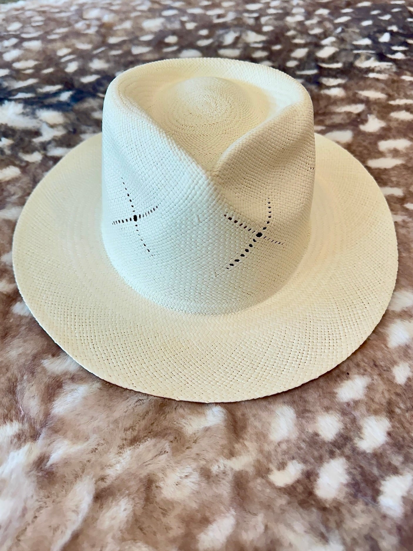 White Panama Hat - Amor Lafayette