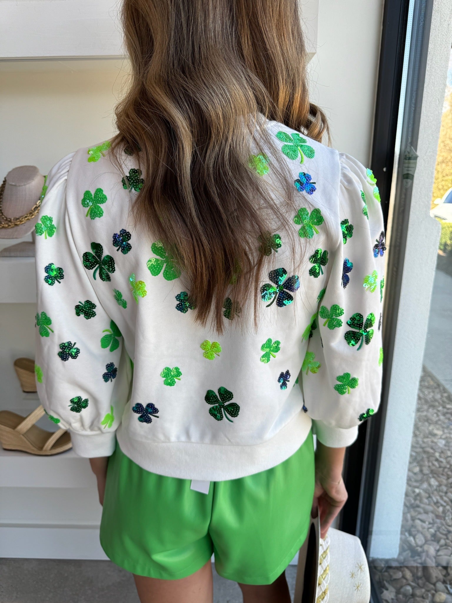 White Scattered Four Leaf Clover Top - Amor Lafayette