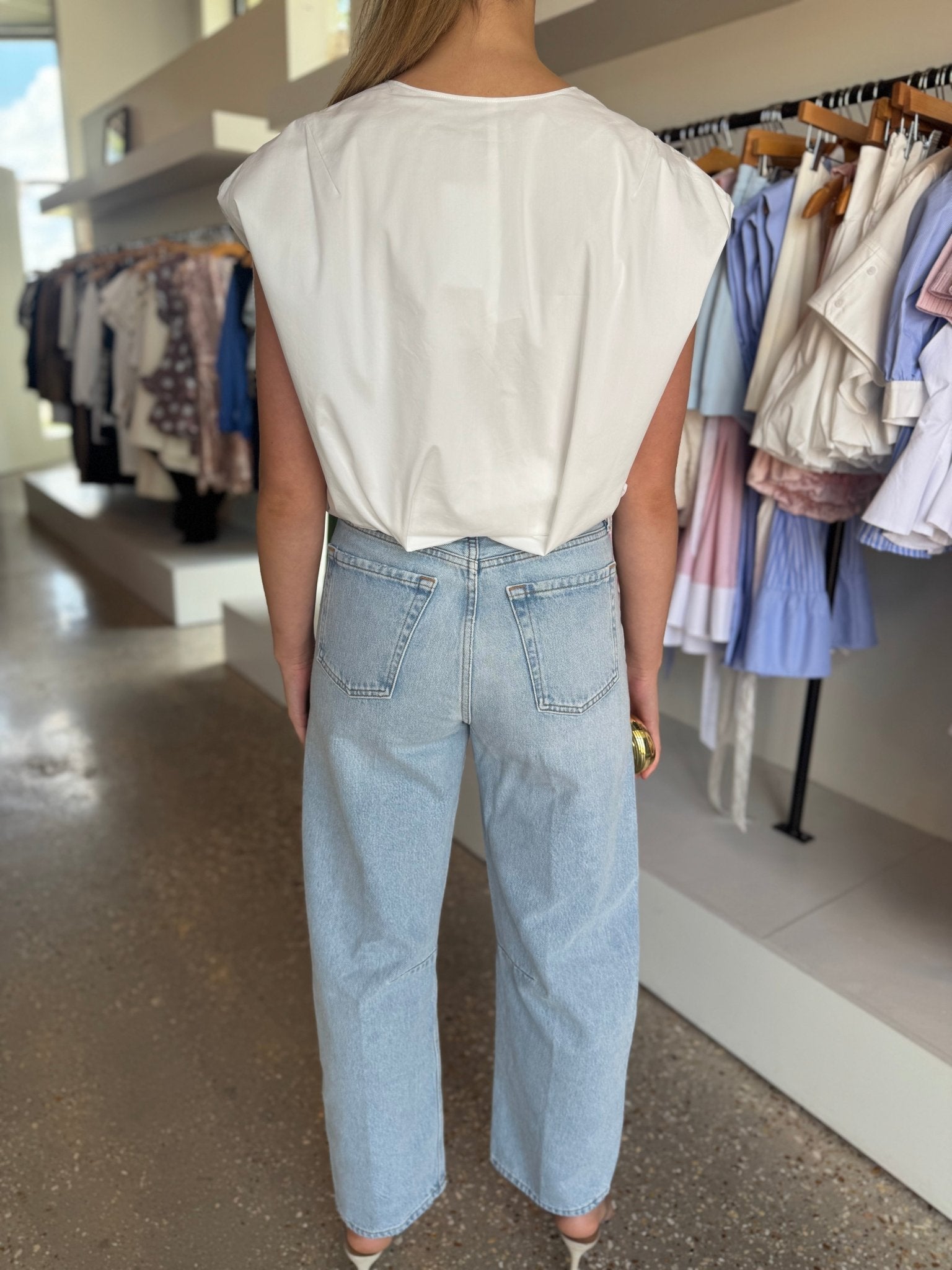 White Wrenli Pleated Top - Amor Lafayette