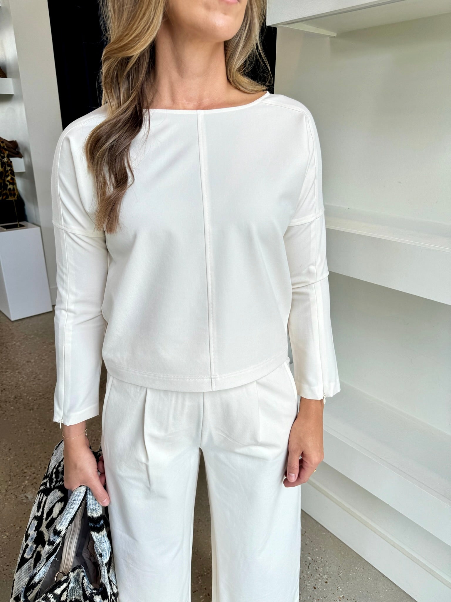 Winter White Zip Detail Seamed Top - Amor Lafayette